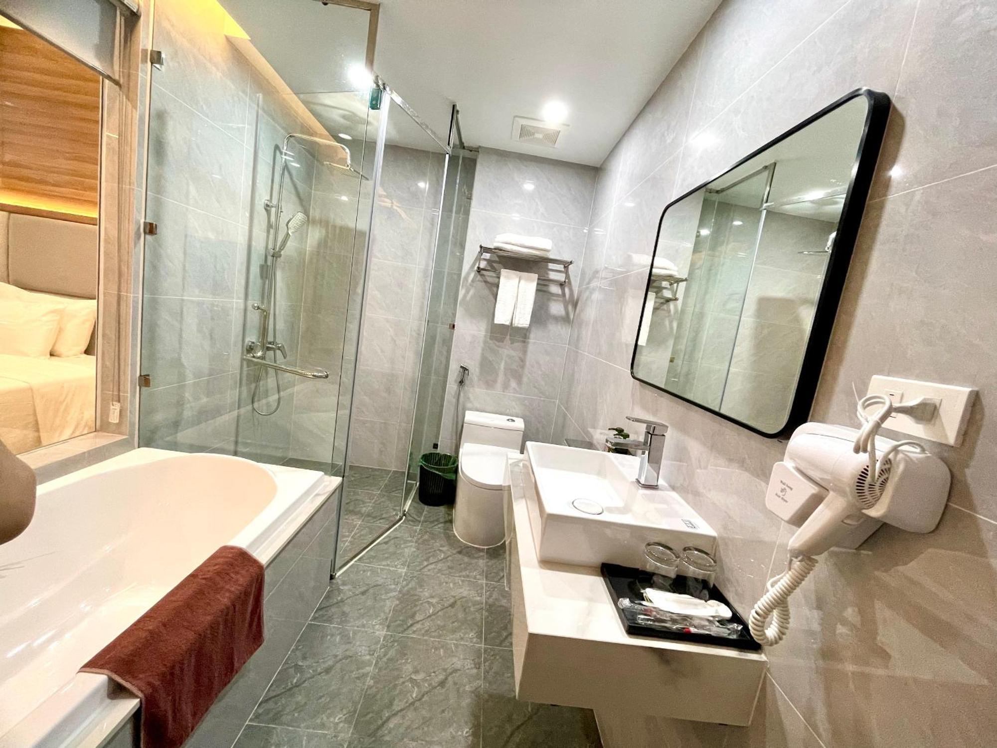 Central Halong Hotel Ha Long Exterior photo