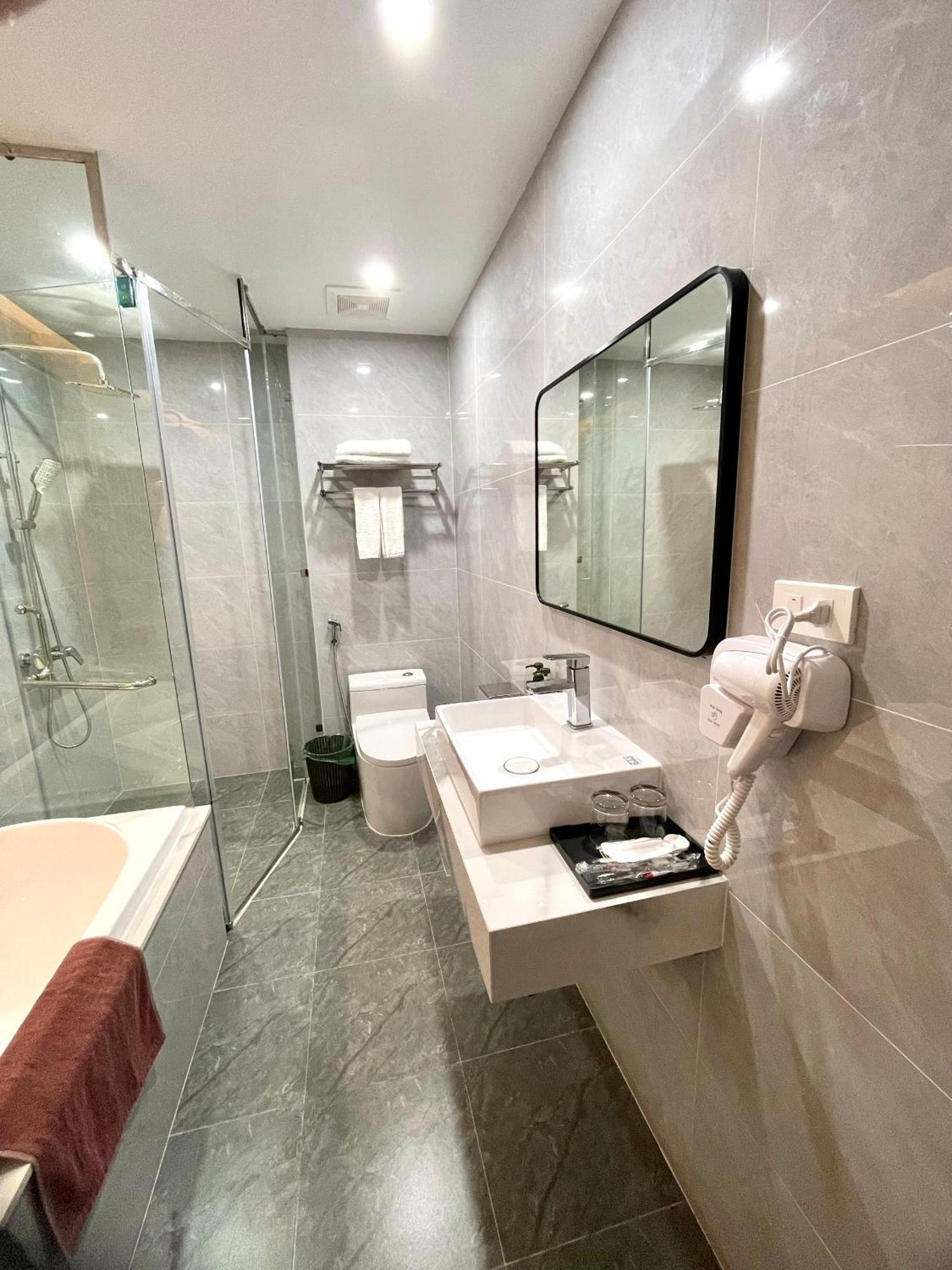 Central Halong Hotel Ha Long Exterior photo