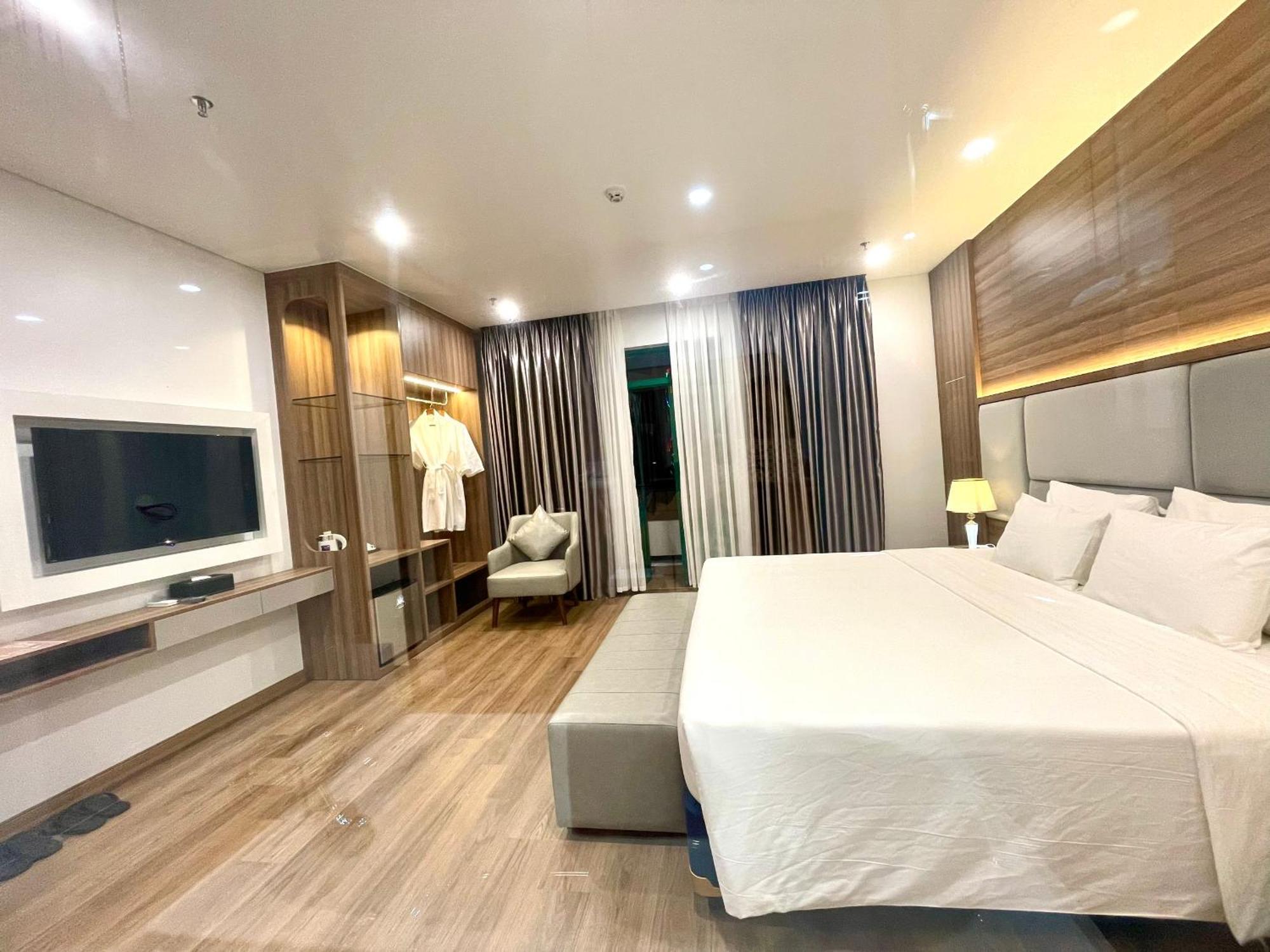Central Halong Hotel Ha Long Exterior photo