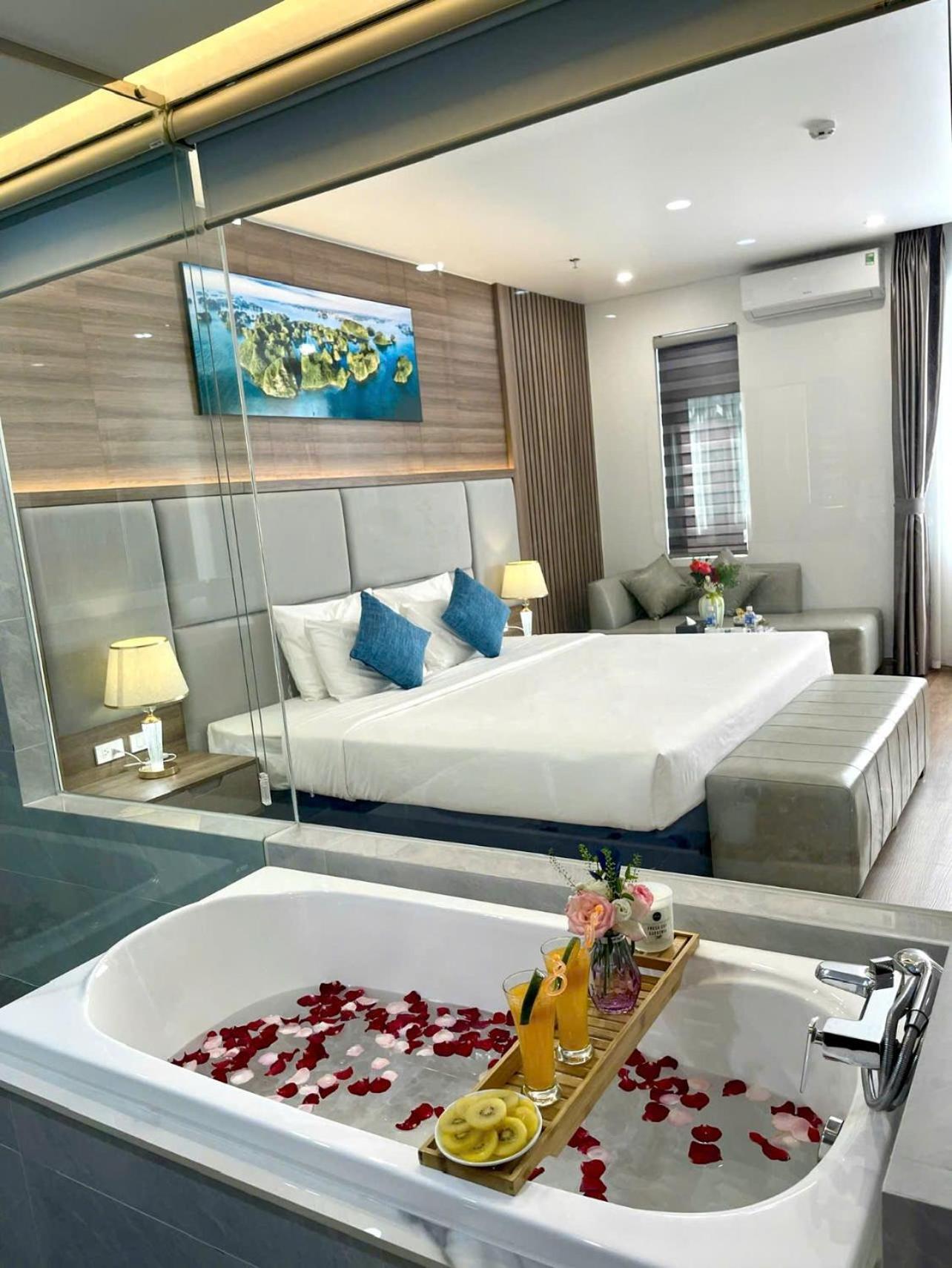 Central Halong Hotel Ha Long Exterior photo
